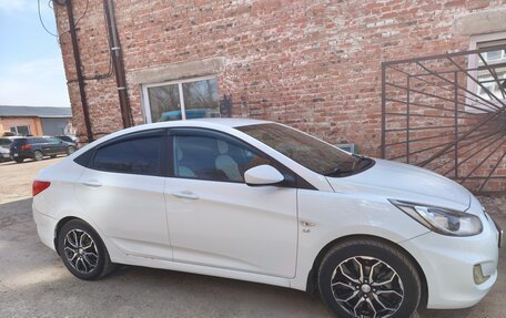 Hyundai Solaris II рестайлинг, 2014 год, 950 000 рублей, 12 фотография