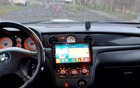 Mitsubishi Outlander III рестайлинг 3, 2005 год, 690 000 рублей, 5 фотография