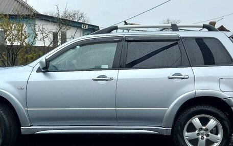 Mitsubishi Outlander III рестайлинг 3, 2005 год, 690 000 рублей, 8 фотография