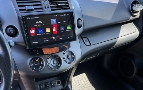 Toyota RAV4, 2011 год, 1 333 000 рублей, 2 фотография