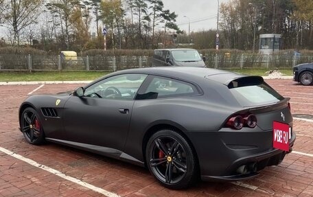 Ferrari GTC4Lusso, 2018 год, 19 900 000 рублей, 4 фотография