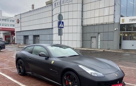 Ferrari GTC4Lusso, 2018 год, 19 900 000 рублей, 13 фотография