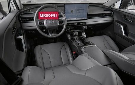 Toyota RAV4, 2026 год, 4 620 000 рублей, 10 фотография