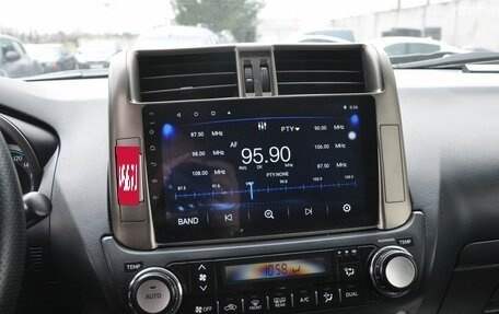 Toyota Land Cruiser Prado 150 рестайлинг 2, 2012 год, 2 470 000 рублей, 12 фотография