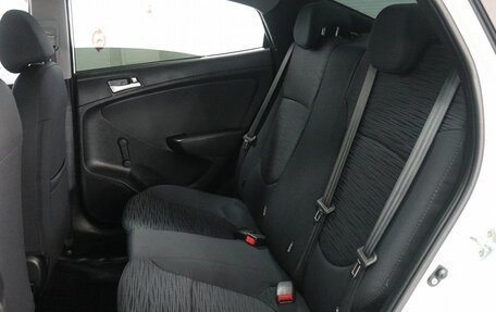 Hyundai Solaris II рестайлинг, 2014 год, 1 000 000 рублей, 9 фотография