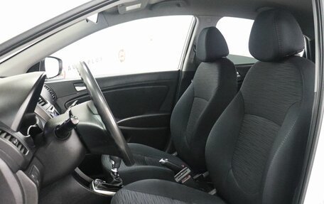 Hyundai Solaris II рестайлинг, 2014 год, 1 000 000 рублей, 8 фотография