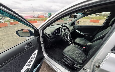 Hyundai Solaris II рестайлинг, 2014 год, 990 000 рублей, 18 фотография