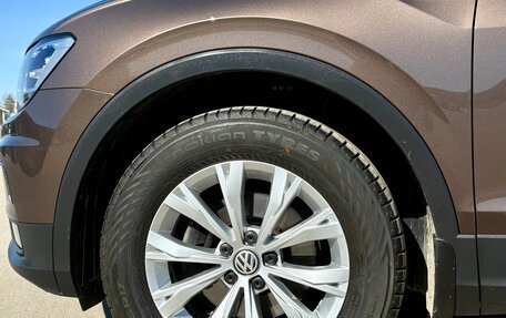 Volkswagen Tiguan II, 2020 год, 2 399 000 рублей, 6 фотография