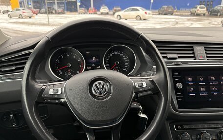 Volkswagen Tiguan II, 2020 год, 2 399 000 рублей, 10 фотография