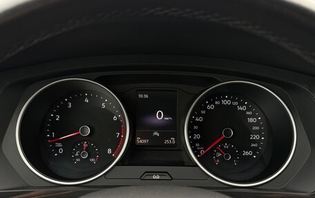 Volkswagen Tiguan II, 2020 год, 2 399 000 рублей, 11 фотография