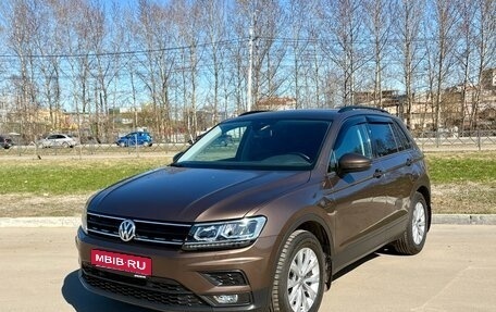 Volkswagen Tiguan II, 2020 год, 2 399 000 рублей, 7 фотография