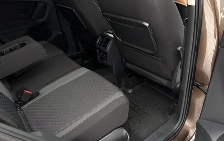 Volkswagen Tiguan II, 2020 год, 2 399 000 рублей, 17 фотография