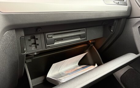 Volkswagen Tiguan II, 2020 год, 2 399 000 рублей, 15 фотография