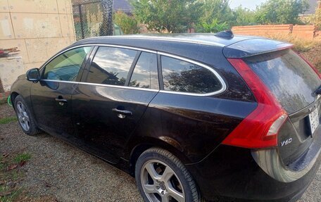 Volvo V60 I, 2012 год, 1 230 000 рублей, 4 фотография