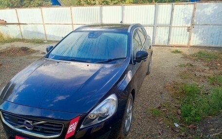 Volvo V60 I, 2012 год, 1 230 000 рублей, 2 фотография