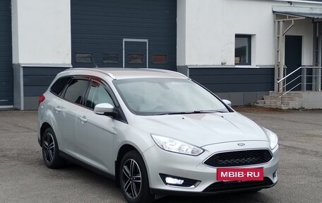 Ford Focus III, 2017 год, 985 000 рублей, 3 фотография