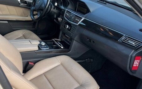 Mercedes-Benz E-Класс, 2009 год, 1 200 000 рублей, 2 фотография