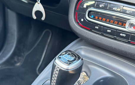 Smart Fortwo III, 2016 год, 2 300 000 рублей, 14 фотография