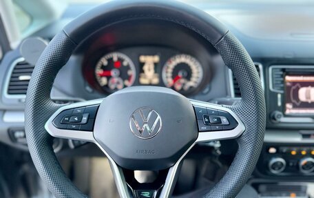 Volkswagen Sharan II, 2015 год, 2 000 000 рублей, 13 фотография