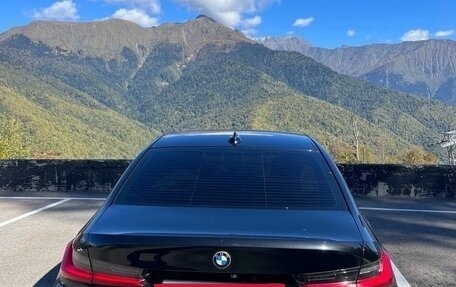 BMW 3 серия, 2019 год, 3 900 000 рублей, 4 фотография