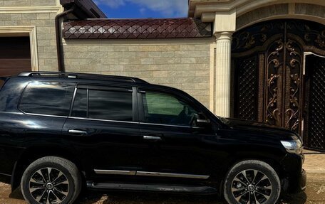 Toyota Land Cruiser 200, 2016 год, 5 400 000 рублей, 3 фотография