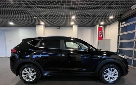 Hyundai Tucson III, 2018 год, 2 157 000 рублей, 2 фотография