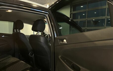 Hyundai Tucson III, 2018 год, 2 157 000 рублей, 17 фотография