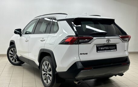 Toyota RAV4, 2021 год, 3 769 000 рублей, 6 фотография