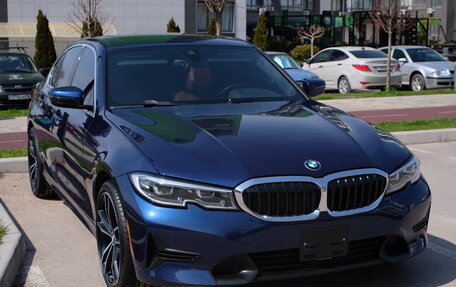 BMW 3 серия, 2019 год, 2 890 000 рублей, 2 фотография