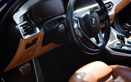 BMW 3 серия, 2019 год, 2 890 000 рублей, 9 фотография