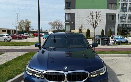 BMW 3 серия, 2019 год, 2 890 000 рублей, 23 фотография