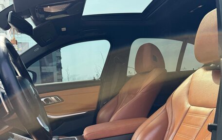 BMW 3 серия, 2019 год, 2 890 000 рублей, 32 фотография