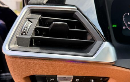 BMW 3 серия, 2019 год, 2 890 000 рублей, 28 фотография