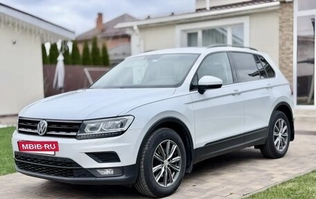 Volkswagen Tiguan II, 2019 год, 2 100 000 рублей, 4 фотография