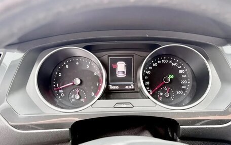 Volkswagen Tiguan II, 2019 год, 2 100 000 рублей, 9 фотография