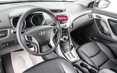 Hyundai Avante, 2010 год, 899 000 рублей, 9 фотография