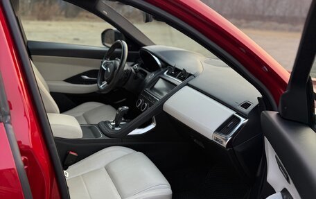 Jaguar E-Pace, 2018 год, 2 700 000 рублей, 11 фотография