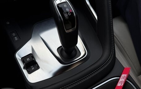 Jaguar E-Pace, 2018 год, 2 700 000 рублей, 12 фотография