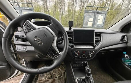 Hyundai Solaris II рестайлинг, 2022 год, 1 120 000 рублей, 11 фотография