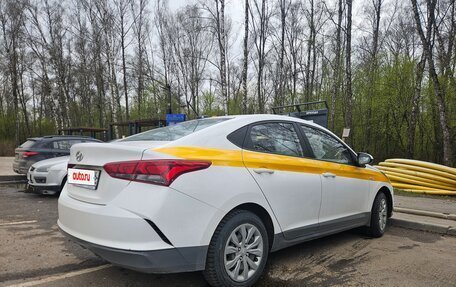 Hyundai Solaris II рестайлинг, 2022 год, 1 120 000 рублей, 8 фотография