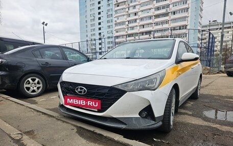Hyundai Solaris II рестайлинг, 2022 год, 1 120 000 рублей, 2 фотография