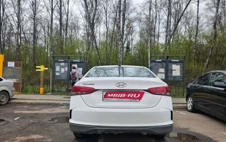 Hyundai Solaris II рестайлинг, 2022 год, 1 120 000 рублей, 5 фотография