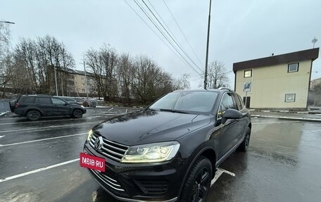 Volkswagen Touareg III, 2015 год, 2 850 000 рублей, 3 фотография