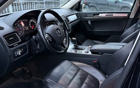 Volkswagen Touareg III, 2015 год, 2 850 000 рублей, 15 фотография