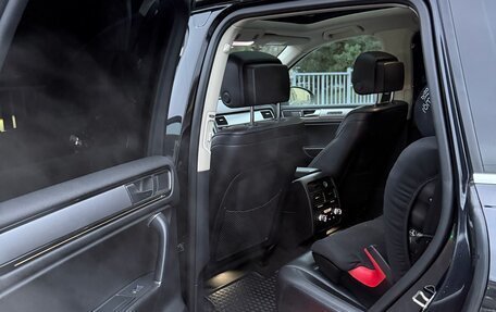 Volkswagen Touareg III, 2015 год, 2 850 000 рублей, 29 фотография