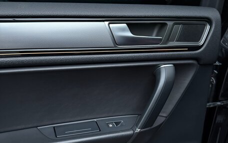 Volkswagen Touareg III, 2015 год, 2 850 000 рублей, 35 фотография