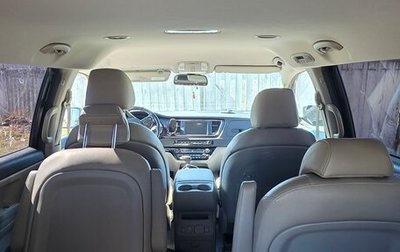 KIA Carnival III, 2018 год, 2 599 999 рублей, 1 фотография