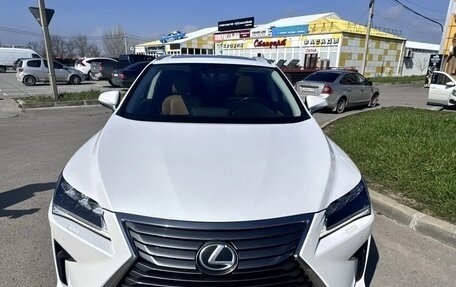 Lexus RX IV рестайлинг, 2018 год, 3 950 000 рублей, 1 фотография