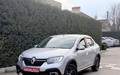 Renault Logan II, 2021 год, 850 000 рублей, 1 фотография