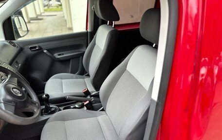 Volkswagen Caddy III рестайлинг, 2011 год, 12 фотография